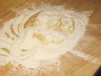 замішуємо тісто