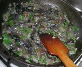 смажимо гриби з цибулею