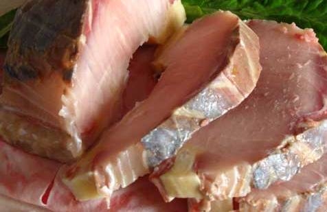 шматки осетрини