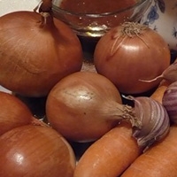 інгредієнти для ікри цибулевої