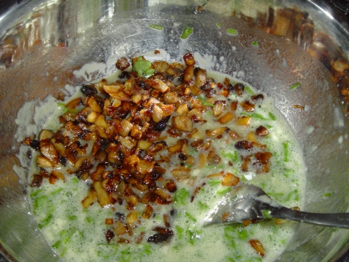 додаємо згини в яйця