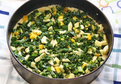 викладаємо начинку на тісто