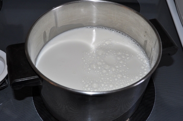 Підігріваємо молоко