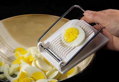 яйця в мисці