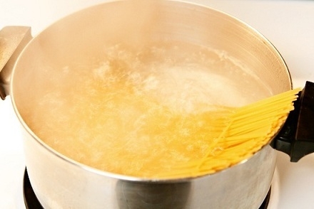 Варимо спагетті