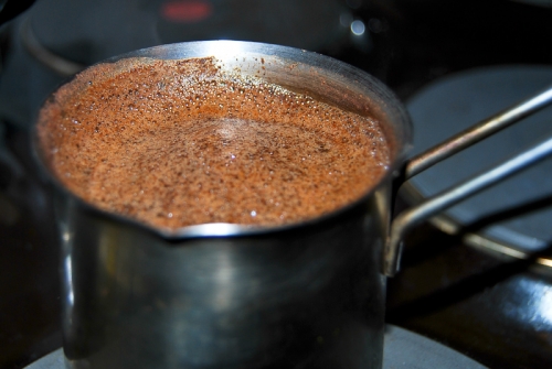 наполягаємо кави