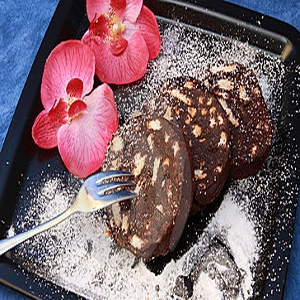 шоколадна ковбаска з печива