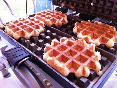 вафлі у вафельниці