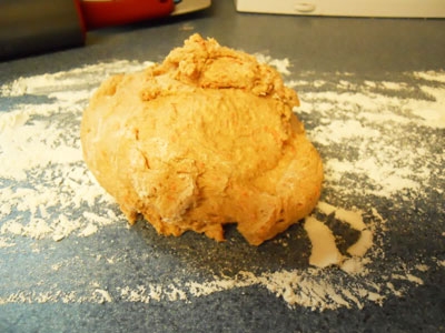 тісто на столі