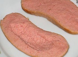 видаляємо серцевину сардельки