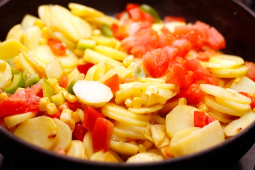 додаємо кукурудзу