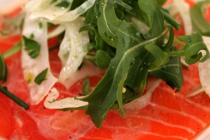 Викладаємо на сьомгу інгредієнти