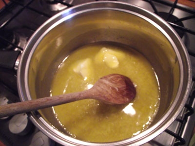 масло в сотейнику