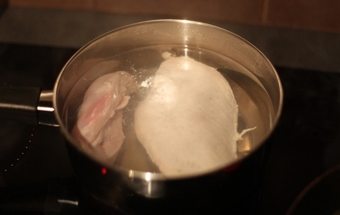 відварюємо куряче філе