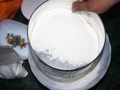 борошно в ситі