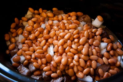 м'ясо з квасолею