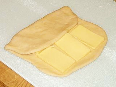 масло на тесті