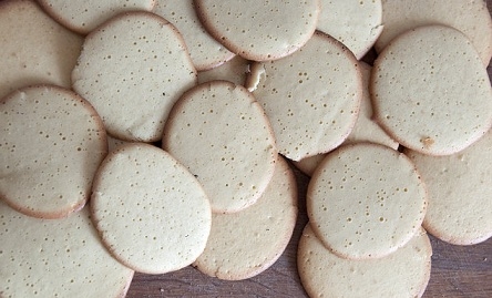 Коржі готові