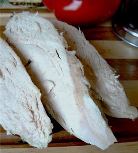 курячу грудку відварюємо