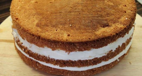 готовий торт без глазурі