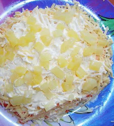 викладаємо салат шарами