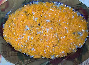 Викладаємо третій шар салату