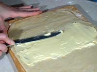 Змащуємо центральну частину маслом