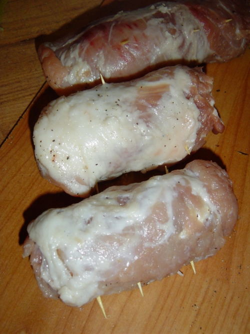 заколюємо зубочистками