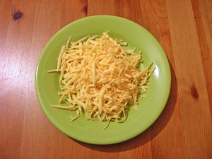 Тремо сир на крупній тертці