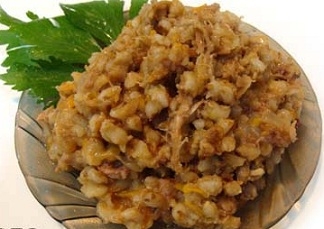 Подаємо страву на стіл