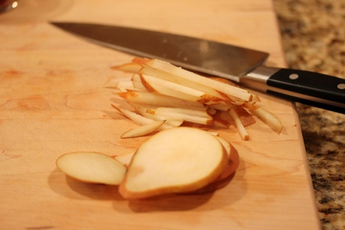 нарізаємо грушу