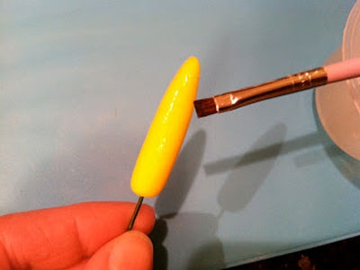 кисть на пестике