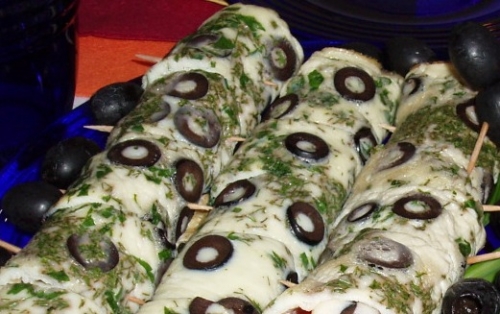 нарізаний на порції рулет