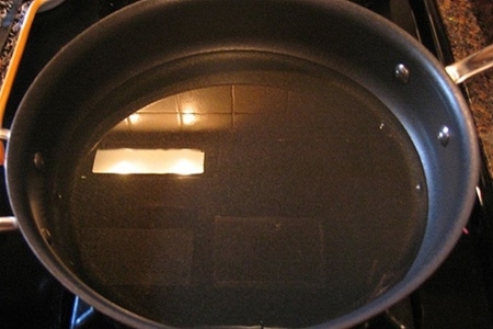 розігріта сковорода