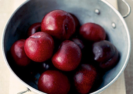 промиваємо сливи