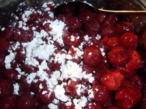 додаємо в вишню крохмаль