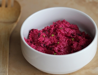 буряковий салат з часником