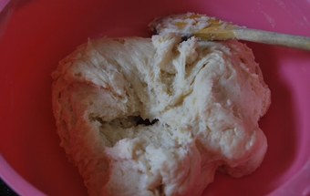 замішуємо тісто