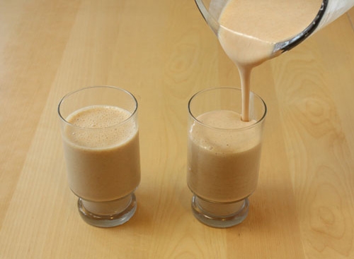 коктейль в склянках