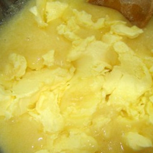 маргарин в тесті