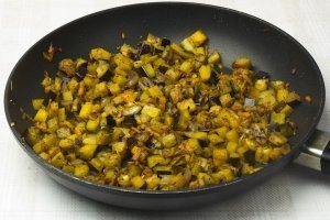 додаємо баклажани