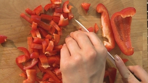 подрібнюємо солодкий перець