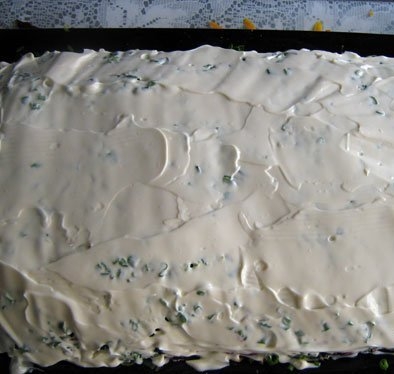 поливаємо майонезом