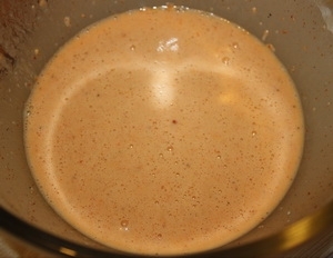 Так виглядає кляр з темного пива