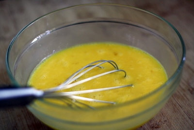 збиваємо яйця