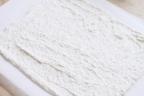 викладаємо тісто запікатися