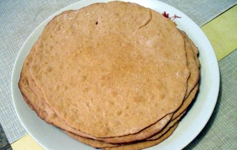 запікаємо коржі