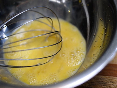 збиваємо яйця