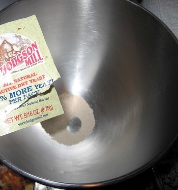 дріжджі для тесту