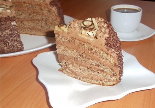 Подаємо бананово-шоколадний торт